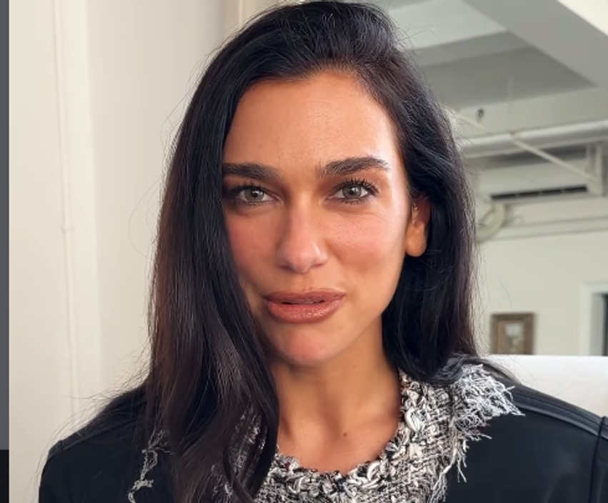 dua lipa tregon te mirat e italise ne nje video per voguen 6a915b3f8e843
