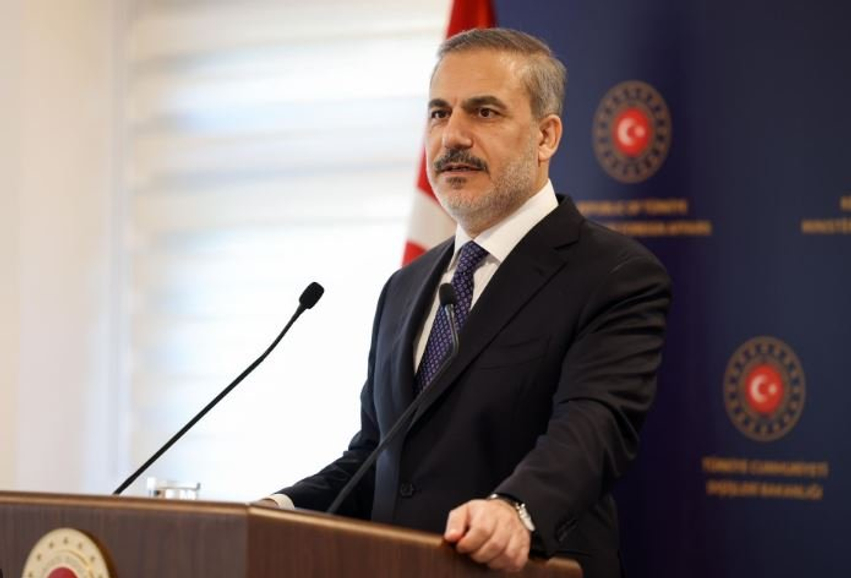 Fidan: Marrëveshja Turqi-Pakistan-Arabi Saudite, e ngjashme me nenin 5 të NATO-s 4 fidan marreveshja turqi pakistan arabi saudite e ngjashme me nenin 5 te nato s 6a7789117b133