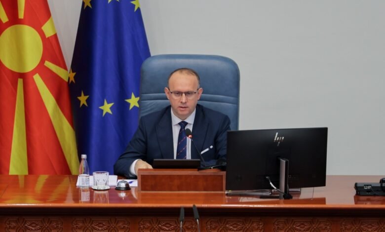 gashi te gjitha ligjet me badenter do te shkojne ne votim ceshtja eshte me shume politike sesa procedurale 6a958aa14902f