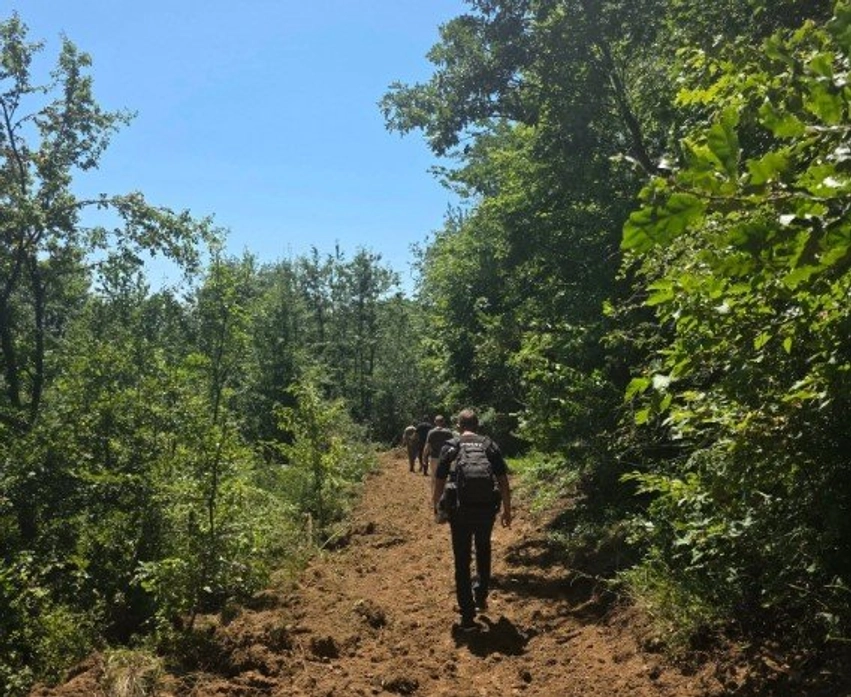 Gërmimet për varreza masive: Pas Kalludrës dhe Jabukës, hetimet në një lokacion të tretë 1 germimet per varreza masive pas kalludres dhe jabukes hetimet ne nje lokacion te trete 6a71eddf9a7de