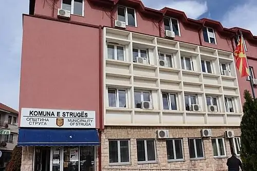 Komuna e Strugës me borxh 5 milionë euro! Borxhe të tjera ende në procedurë 3 komuna e struges me borxh 5 milione euro borxhe te tjera ende ne procedure 6a8743af0ab8d