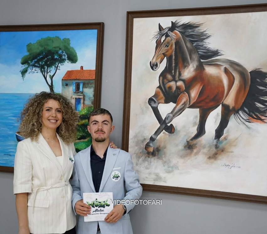 “Lamtumirë, artist!” – Mësuesja me fjalë prekëse për 18-vjeçarin nga Kosova pas tragjedisë në Shëngjin 2 lamtumire artist mesuesja me fjale prekese per 18 vjecarin nga kosova pas tragjedise ne shengjin 6a8df1d01ef22