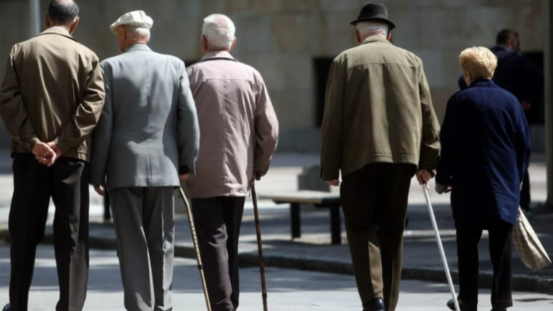 Në shtator do të rriten pensionet në Maqedoni 3 ne shtator do te rriten pensionet ne maqedoni 6a818be0e03a6