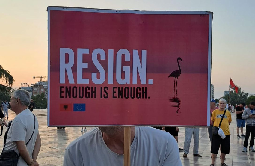 “O dorëzohu, o rrëzohu!”/ 73 ditë protestë, qytetarët vijojnë qëndresën kundër qeverisë Rama 2 o dorezohu o rrezohu 73 dite proteste qytetaret vijojne qendresen kunder qeverise rama 6a7b6112246e7