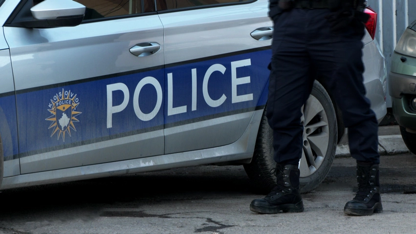 Pa dijeninë e ish-gruas dyshohet se mori djalin nga kopshti dhe iku jashtë Kosovës 2 pa dijenine e ish gruas dyshohet se mori djalin nga kopshti dhe iku jashte kosoves 6a86b173108d5