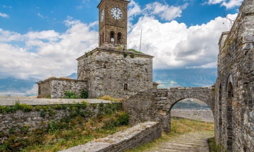 Rritet numri i vizitorëve në trashëgiminë kulturore/ Kalaja e Gjirokastrës kryeson listën 3 rritet numri i vizitoreve ne trashegimine kulturore kalaja e gjirokastres kryeson listen 6a898d31ba4c4