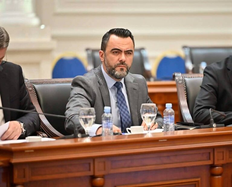 sulejmani zgjidhet problemi i paraleles ne gjuhen shqipe ne shf penko 6a95c430217fb