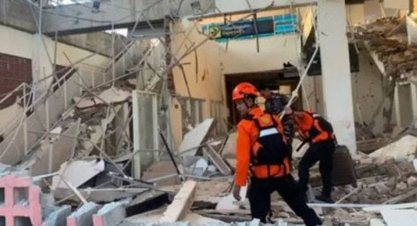 Tërmet i fuqishëm me magnitudë 7.7 në Indonezi, të paktën 47 të vdekur 3 termet i fuqishem me magnitude 7 7 ne indonezi te pakten 47 te vdekur 6a80c395d584f