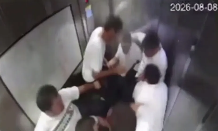 Tmerr në Rusi! Ashensori i mbingarkuar bie nga lartësia 15 metra, katër të plagosur 4 tmerr ne rusi ashensori i mbingarkuar bie nga lartesia 15 metra kater te plagosur 6a79bb90cf663