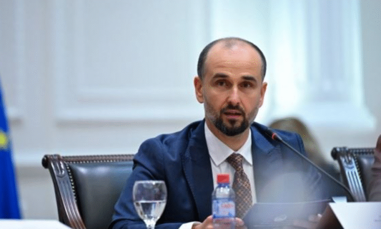 vlen orhan murtezani merr detyren e ambasadorit ne nato 6a85f0e36953e