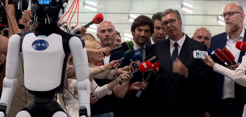 vuciq ne hapjen e nje fabrike kineze ne serbi robotet kineze se shpejti ne ushtrine serbe 6a92e430c9c47