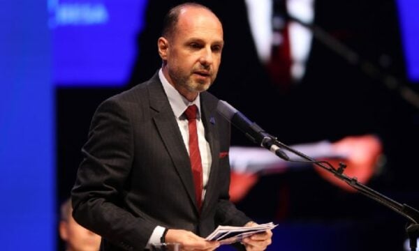 zeqirja ibrahimi me marreveshjen e ohrit shteti u definua si prone e kombit maqedonas shqiptaret perseri mbeten pakice 6a7eea31cbc2a