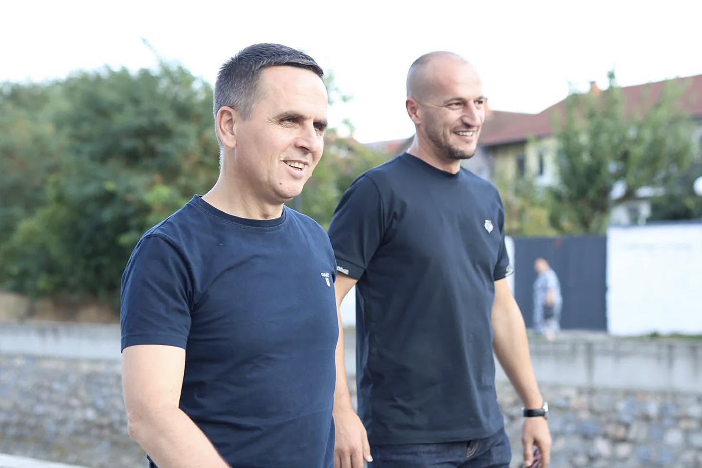 NPK Tetovë në aksion për pastrimin e lumit Shkumbin, në terren edhe kryetari Kasami dhe drejtori Bislimi 1 816087461 1711237731008248 1788656307124828028 n