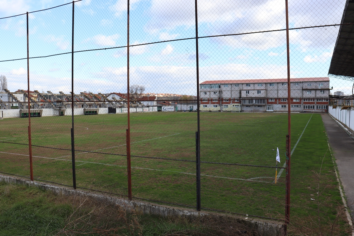 VLEN: Premtimi për stadiumin e KF Bashkimi po bëhet realitet 1 STADIUMI I KF BASHKIMIT KUMANOVË