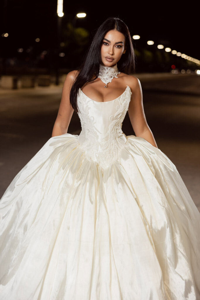 adrola dushi sjell elegance dhe stil ne fustanet e nuserise 6ab7eb1cf0b8b