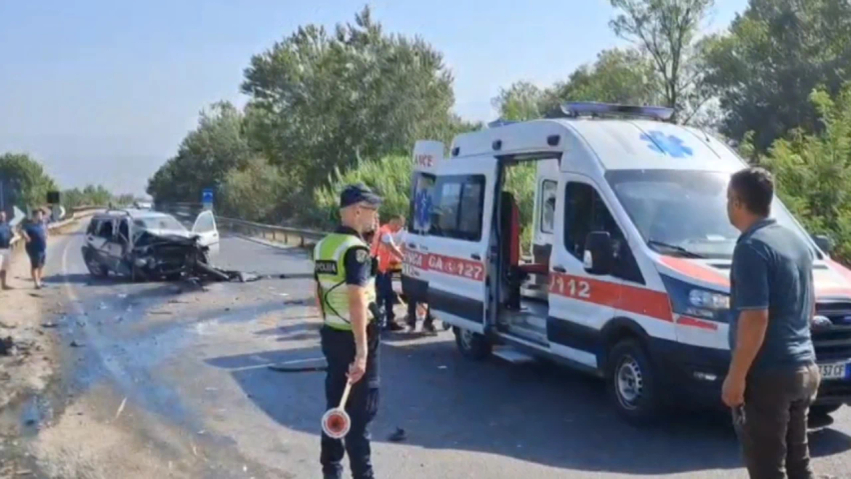 Aksidenti tragjik në Vorë, humb jetën gazetari 26-vjeçar 3 aksidenti tragjik ne vore humb jeten gazetari 26 vjecar 6a97f1916c0bd