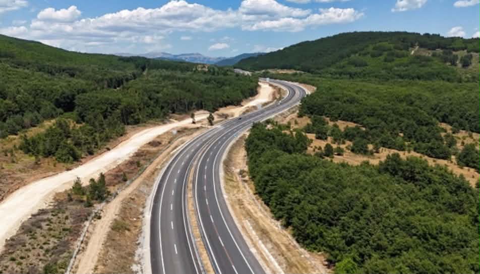 autostrada kercove oher ne finish brenda dy muajsh hapet segmenti qe shmang preseken 6aa703cfb01a1