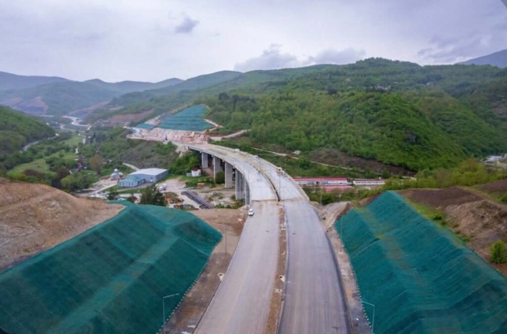 Bukojçani–Kërçovë: Në shtator nis ndërtimi i autostradës, Nikolloski zbulon afatet 3 bukojcani kercove ne shtator nis ndertimi i autostrades nikolloski zbulon afatet 6a9de56e36018