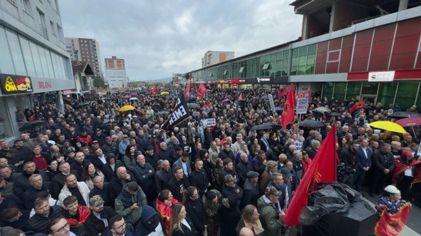 Drenas: Edhe familjet Deliu e Muqolli që u goditën nga masakrat kërkojnë drejtësi për çlirimtarët 1 drenas edhe familjet deliu e muqolli qe u goditen nga masakrat kerkojne drejtesi per clirimtaret 6ab6b4194b30f