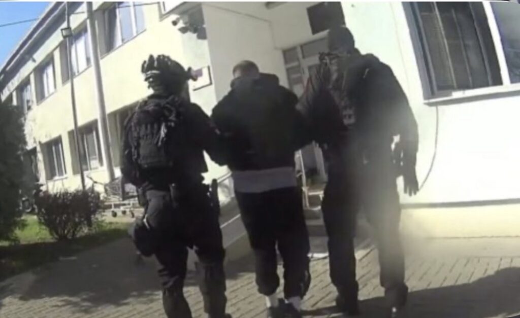 dy vite shantazh me videot intime 48 vjecari nga tetova perfundon ne pranga 6aa017f17d429