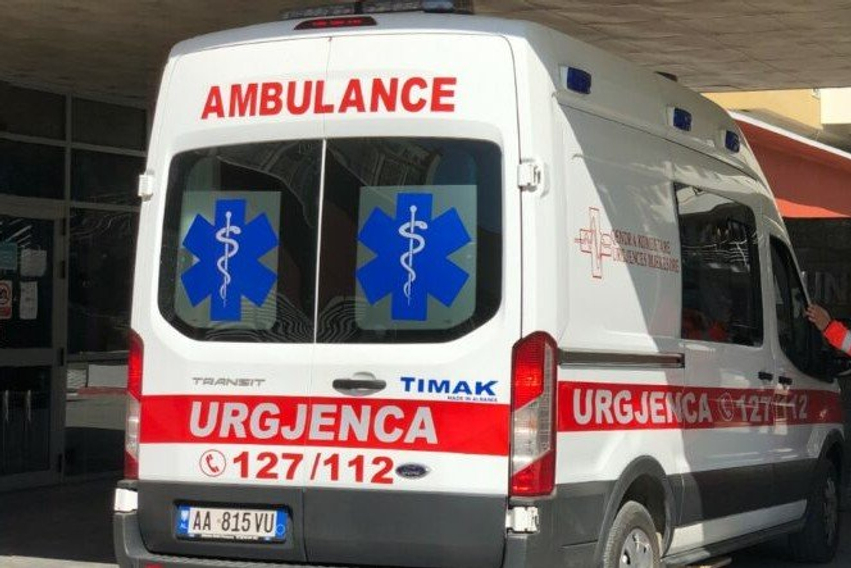 dyshohet se u hodh nga kati i peste i pallatit nderron jete 36 vjecari 6ab23371c82a1