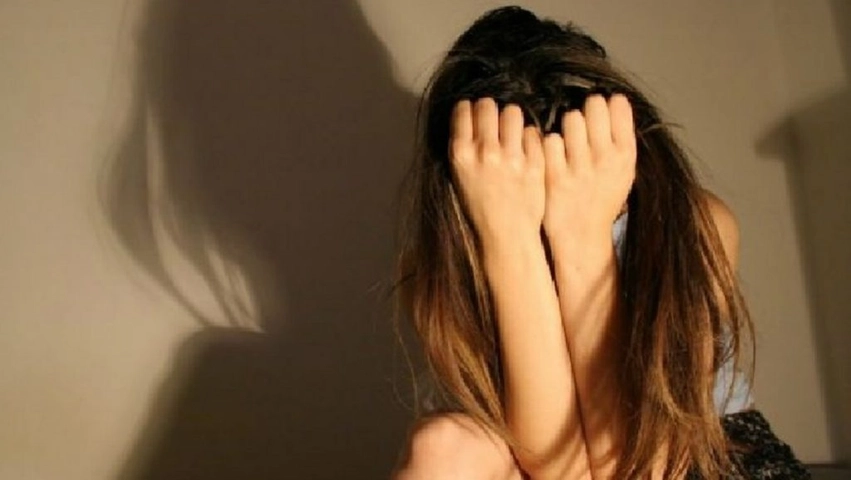 E rëndë në Tiranë/ 12-vjeçarja abuzohet seksualisht nga tezja dhe djali i hallës, në telefonin e të miturës u zbuluan video intime dhe… 3 e rende ne tirane 12 vjecarja abuzohet seksualisht nga tezja dhe djali i halles ne telefonin e te mitures u zbuluan video intime dhe 6aab9bf0e192f