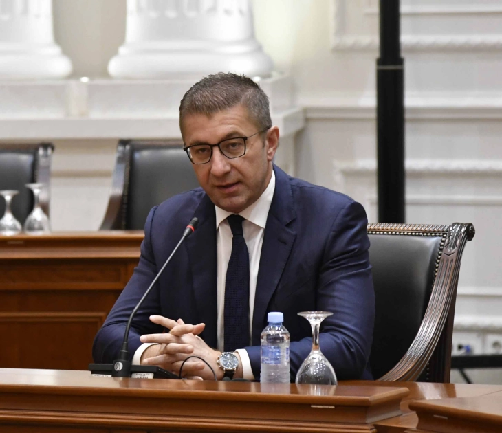 Mickoski: Do ta ulim TVSH-në për karburantet nga 18% në 10% 3 mickoski do ta ulim tvsh ne per karburantet nga 18 ne 10 6aa6cb8ebbcd3