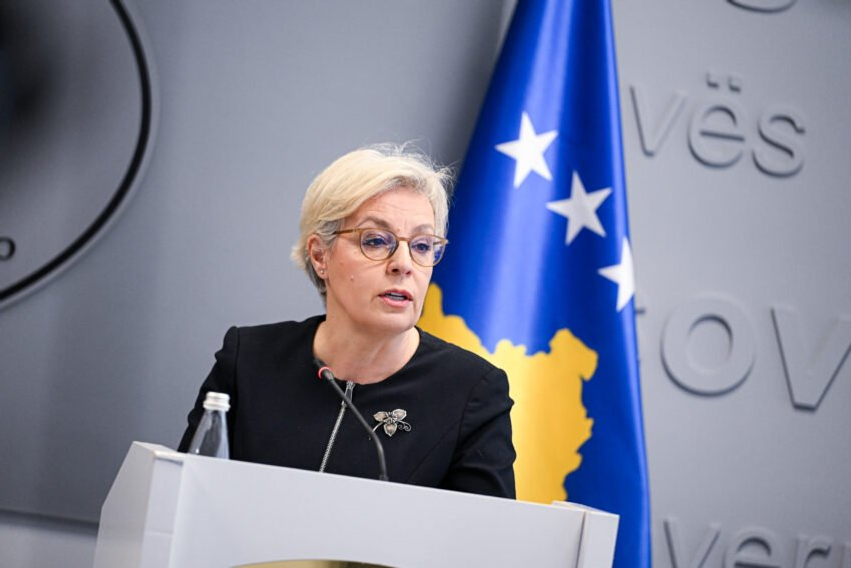 ministrja gervalla mban konference per media 6ab778f71e085