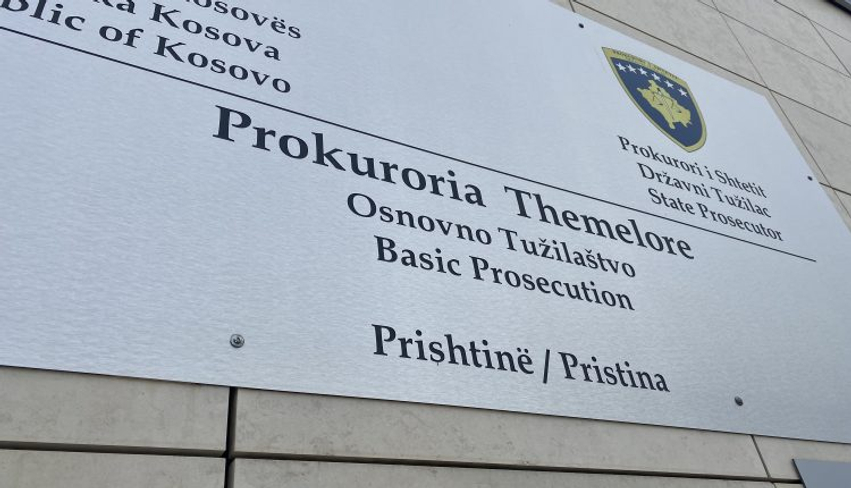 Nga 38 mijë në 123 mijë euro/ Prokuroria kërkon paraburgimin e tre të dyshuarve për fajde 4 nga 38 mije ne 123 mije euro prokuroria kerkon paraburgimin e tre te dyshuarve per fajde 6ab6439442f50
