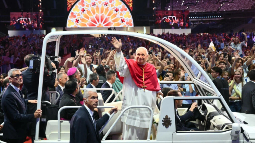 Papa Leone XIV mbërrin në Lourdes, mijëra besimtarë marrin pjesë në Meshën në shenjtëroren e famshme 1 papa leone xiv mberrin ne lourdes mijera besimtare marrin pjese ne meshen ne shenjteroren e famshme 6ab8e771b4d2c