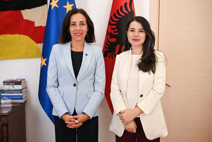 pirdeni takon ambasadoren e be se fokus te reforma e administrates publike dhe lufta kunder korrupsionit 6ab57f314e0b7