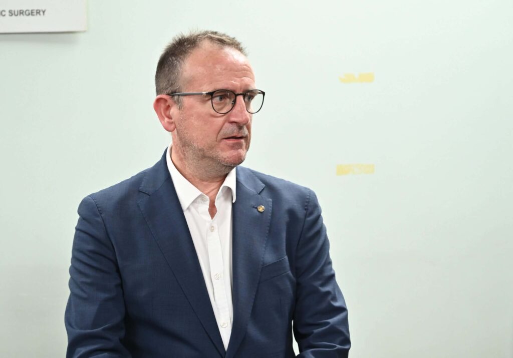 Taravari: Mickoski e humbi momentin për afrimin me Bullgarinë pas tragjedisë në Koçan 3 taravari mickoski e humbi momentin per afrimin me bullgarine pas tragjedise ne kocan 6ab3de6f24acb