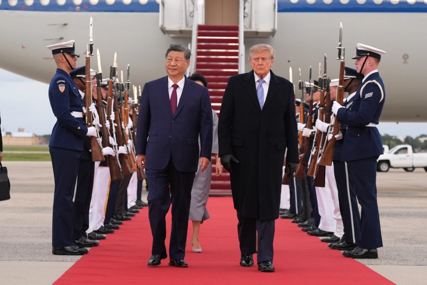 Xi Jinping mbërrin në Uashington, Trump i bën pritje të rrallë – katër dosjet në tryezë 1 xi jinping mberrin ne uashington trump i ben pritje te rralle kater dosjet ne tryeze 6ab466547f435