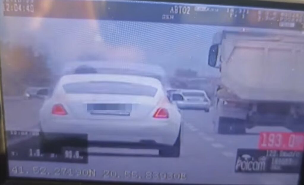 194 km h aty ku lejohen 80 arrestohet shoferi i rolls royce ne autostraden tetove gostivar 6adbbfda805ad