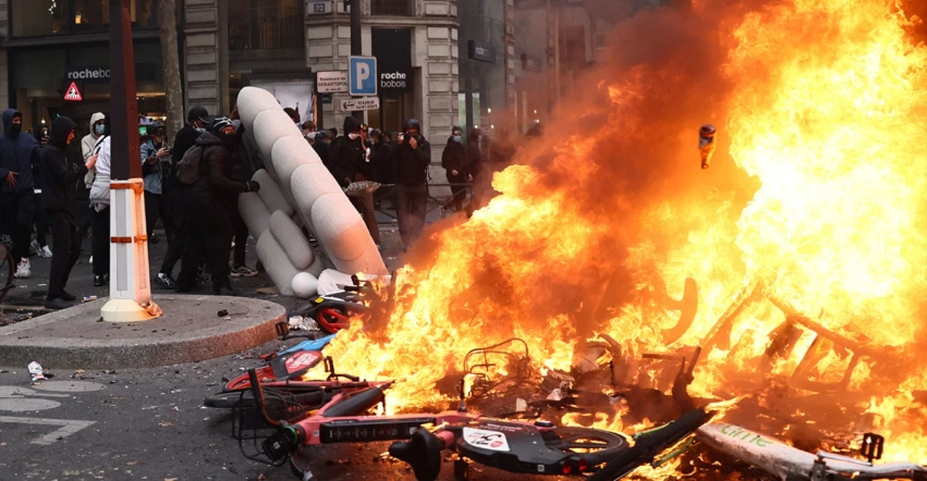 217 persona ne burg pas protestave te dhunshme ne france macron akuzon ekstremistet e majte 6adb16b894317