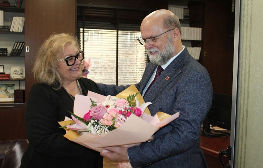 Ambasadori i Shqipërisë uron Shiroka Pulën për zgjedhjen presidente të Kosovës