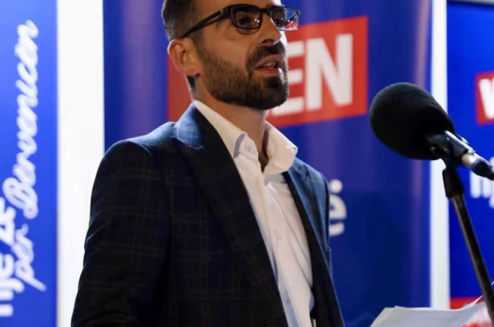 Anketa në Bërvenicë: Jakup Huseini nga VLEN në epërsi ndaj Arkin Jahiut të AKI-së 5 anketa ne bervenice jakup huseini nga vlen ne epersi ndaj arkin jahiut te aki se 6acbd06216ed2