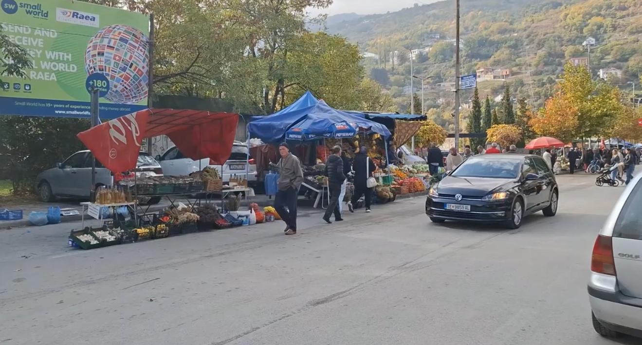 Çmimet e larta rëndojnë qytetarët në Tetovë! Shporta konsumatore “ndan” Ministrinë dhe Sindikatën 1 cmimet e larta rendojne qytetaret ne tetove shporta konsumatore ndan ministrine dhe sindikaten 6ade6160d373f