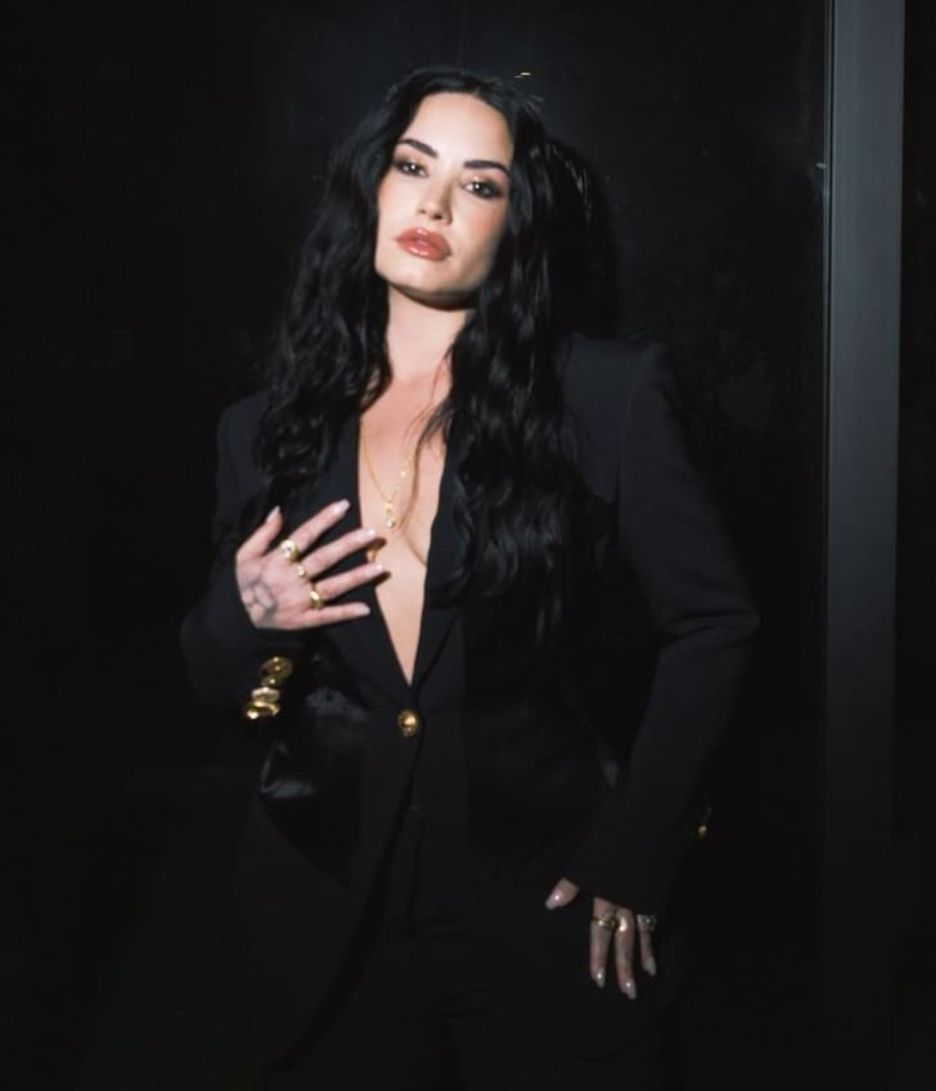 demi lovato sfidon kohen fansat mahniten nga pamja e saj pas nje dekade 6ae5bf3366661