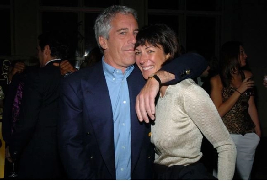 epstein dhe maxwell ne rezidencen mbreterore ne vitin 1999 policia skoceze heton viziten ne keshtjellen balmoral 6ae5bed76fdf1
