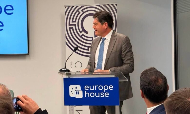 euroambasadori rokas paralajmeroi 40 milione euro shtese per forcimin e kapaciteteve ushtarake te rmv se 6ada50e1a9477