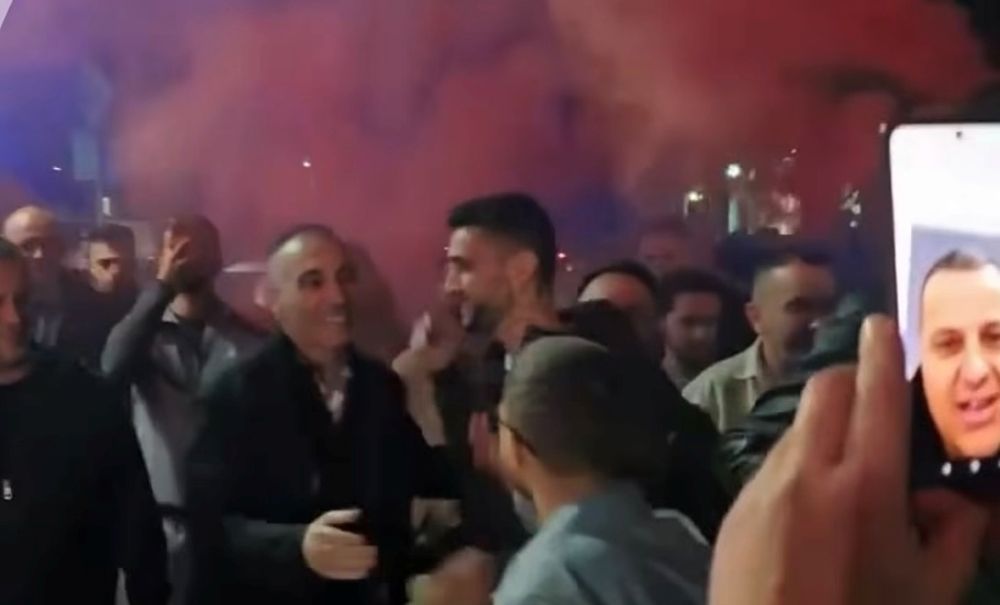 grubi doli nga arresti shtepiak pritje me fishekezjarre dhe tymuese 6acf39944068c
