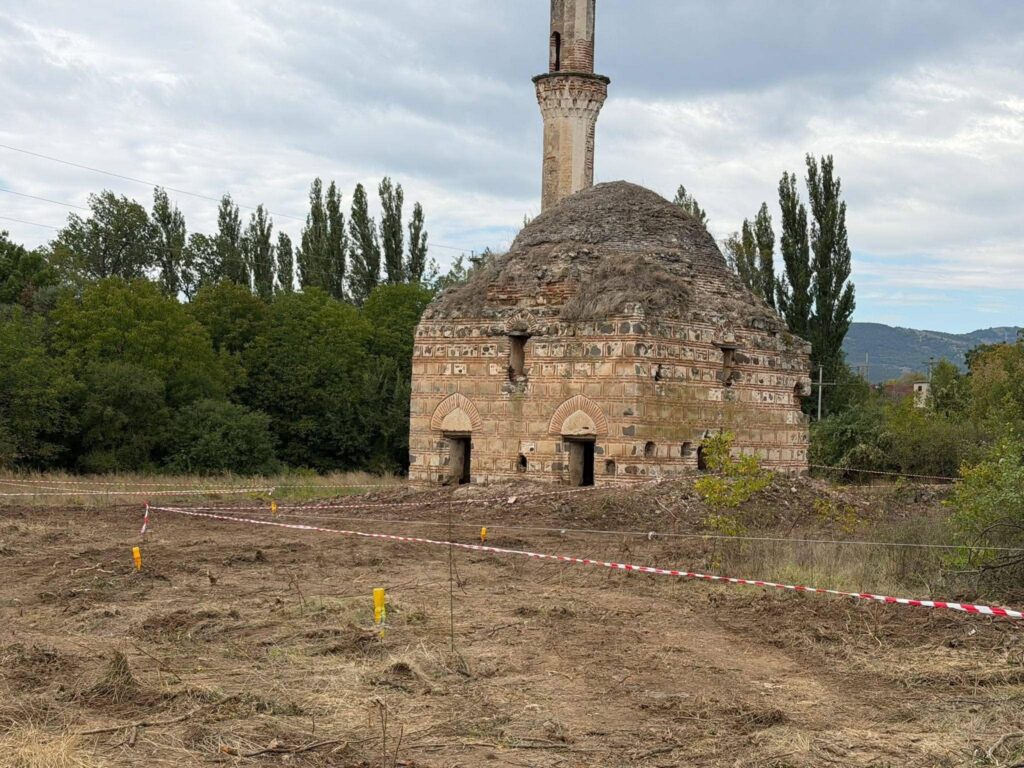 husejn bajrami paguan 26 mije euro per rrugen qe mundeson qasjen ne xhamine e tabanocit kumanove 6ad7af2dc1e57
