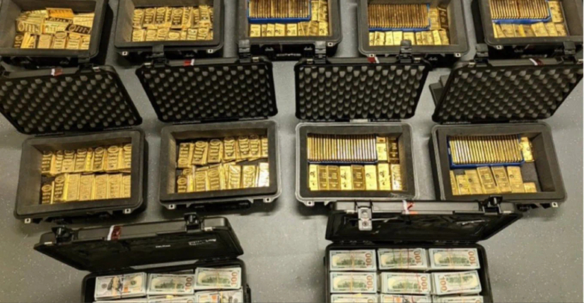 Ish-oficeri i CIA-s pranon përvetësimin e 194 milionë dollarëve, FBI i gjeti 300 shufra ari në shtëpi 3 ish oficeri i cia s pranon pervetesimin e 194 milione dollareve fbi i gjeti 300 shufra ari ne shtepi 6ac5de30f2ae3