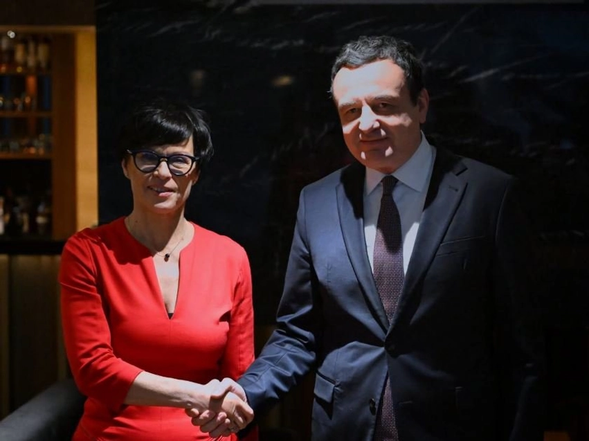 kurti takohet me marta kosin ja cfare kerkoi nga bashkimi evropian 6ad8ffc16e7bd