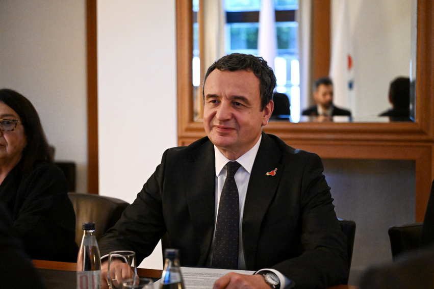 Kurti takohet me Spajiqin, në fokus bashkëpunimi Kosovë–Mal i Zi dhe rruga drejt BE-së 3 kurti takohet me spajiqin ne fokus bashkepunimi kosove mal i zi dhe rruga drejt be se 6ade29a0d020c