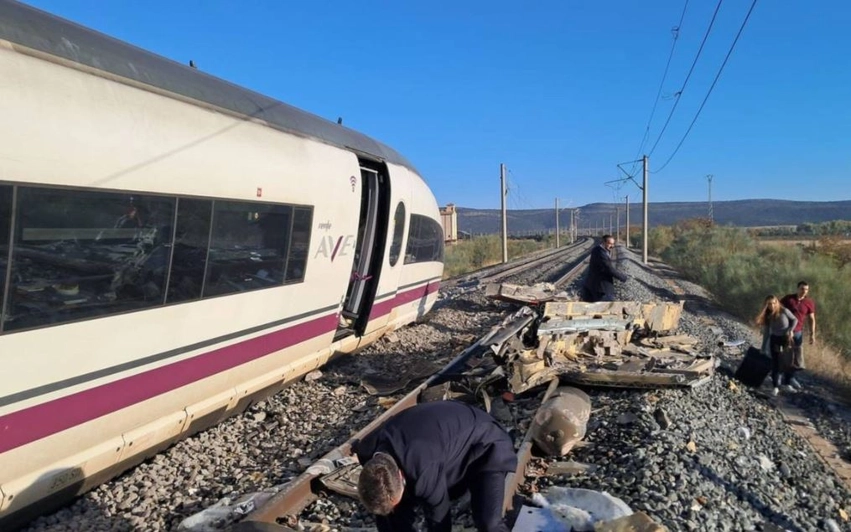 pashe njerez te vdekur kudo deshmia tronditese e pasagjeres pas perplasjes se trenave ne spanje 6ae1e6788aeb2