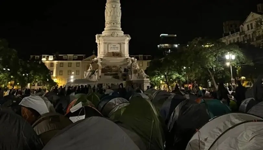 policia heq tendat e protestuesve ne portugali vazhdon pakenaqesia qytetare 6ad75a77ba73e