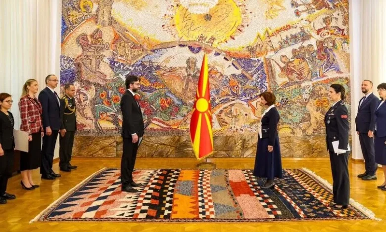 presidentja e maqedonise se veriut pranon kredencialet e ambasadorit te ri te turqise ne shkup 6ac6c2a27bbb2