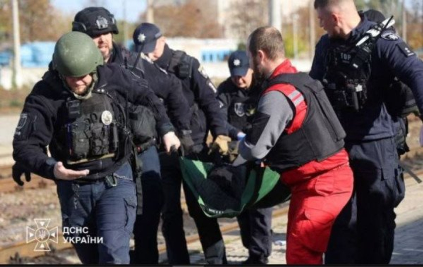 rusia sulmon stacionin hekurudhor te dnipros ne ukrainen qendrore 14 te vrare 6ae38c5762c96